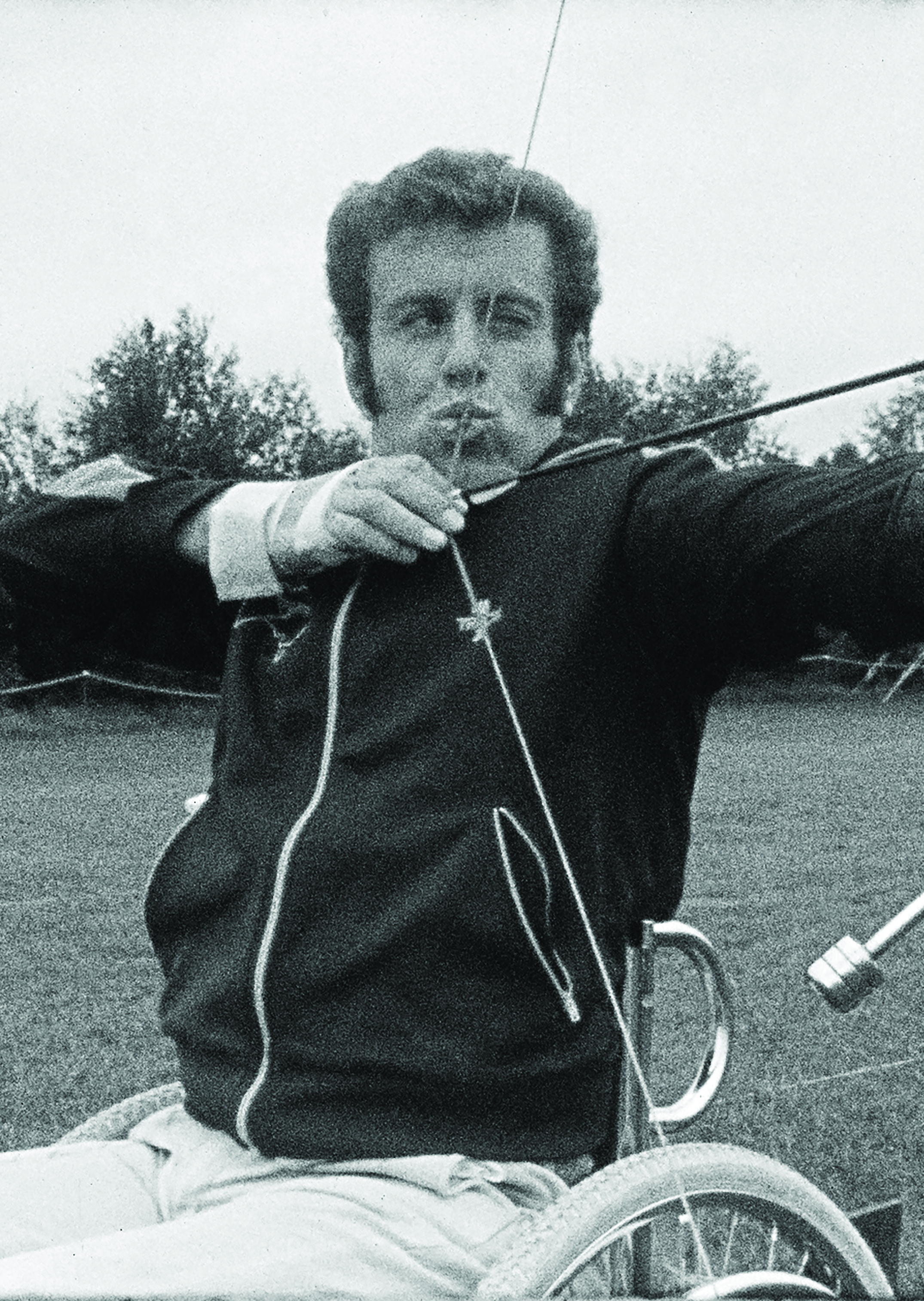 Australian archer Ian Trewhella