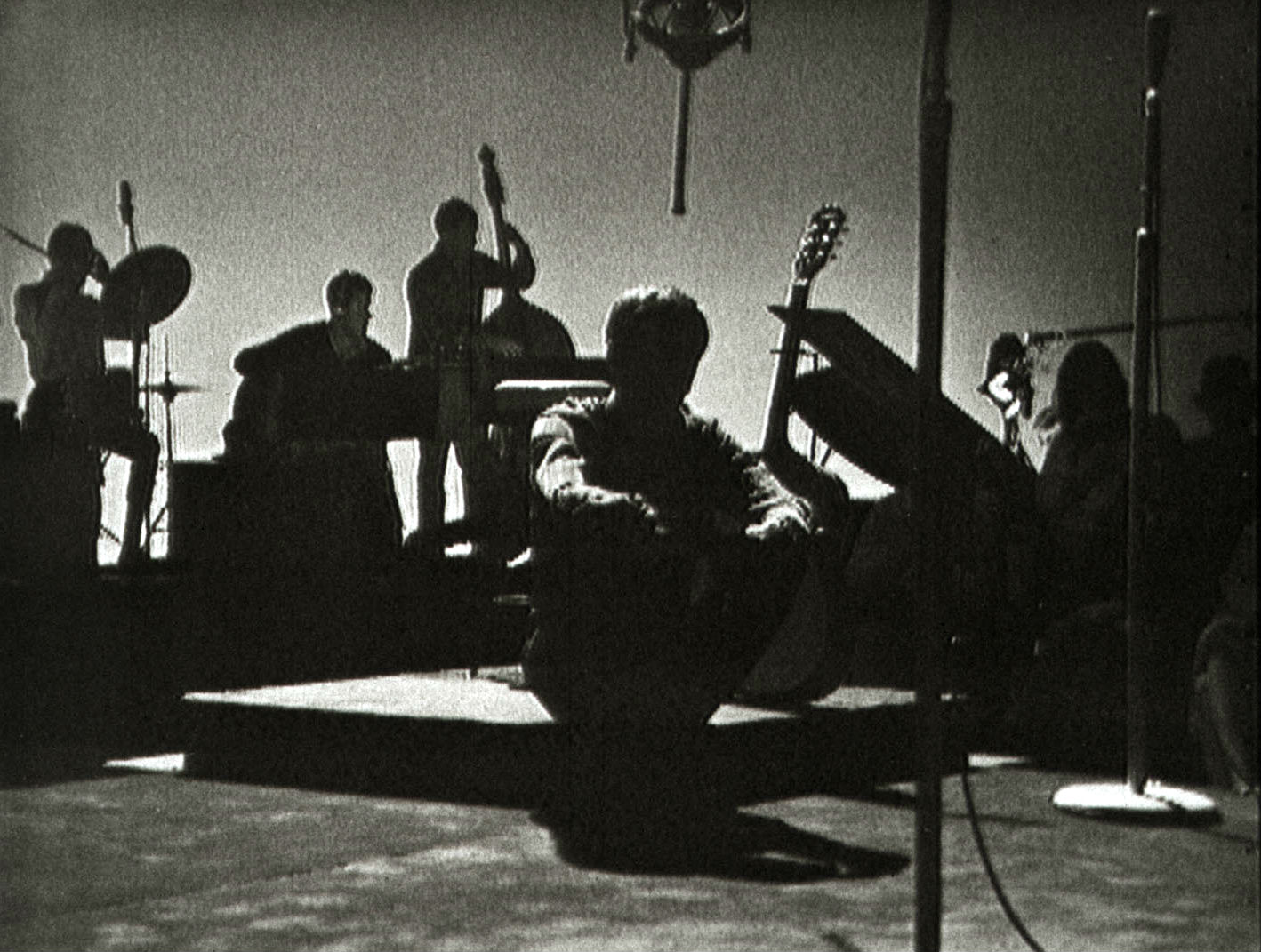 Tony Cole on the set of music television show 