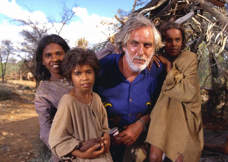Director Phillip Noyce on the set of Rabbit-Proof Fence with the three girls playing Molly, Gracie and Daisy. Director Phillip Noyce on the set of the film Rabbit-Proof Fence with the three girls playing Molly, Gracie and Daisy.