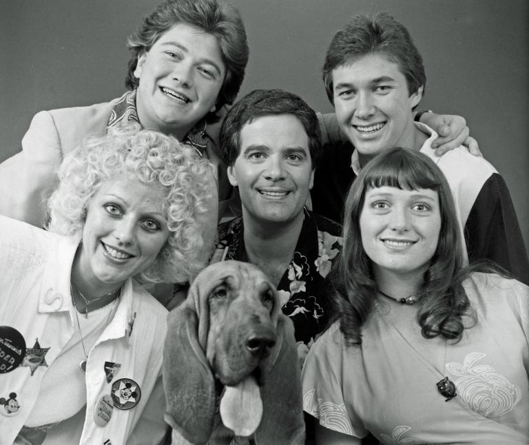 Simon Townsend's Wonder World! Team, 1982 The Wonder World Team, circa 1982. Pictured clockwise from top left: Jonathan Coleman, Simon Townsend, Maurice Parker, Alita Fahey, Woodrow the Bloodhound and Sandy Mauger.