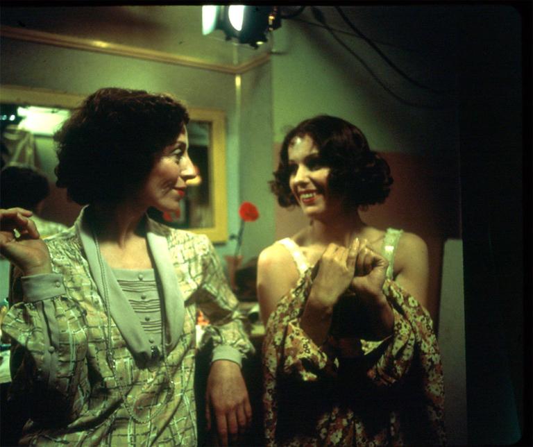 Melissa Jaffer as Leslie with Helen Morse as Caddie, 1976