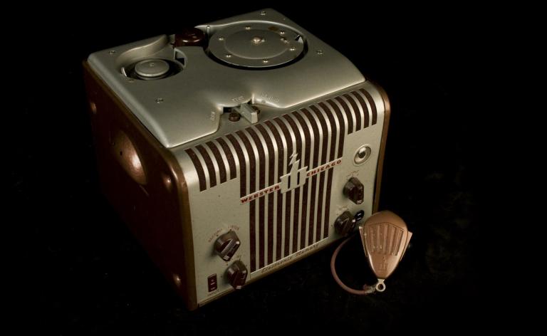Webster Chicago 81-1 wire recorder made of sheet steel and microphone, manufactured 1951