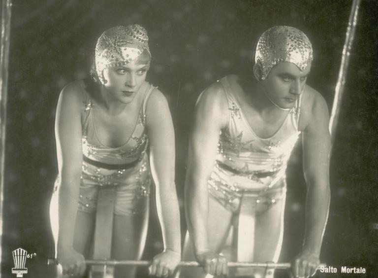 Anna Sten and Anton Walbrook dressed as circus acrobats in a still from the film Salto Mortale, 1931.