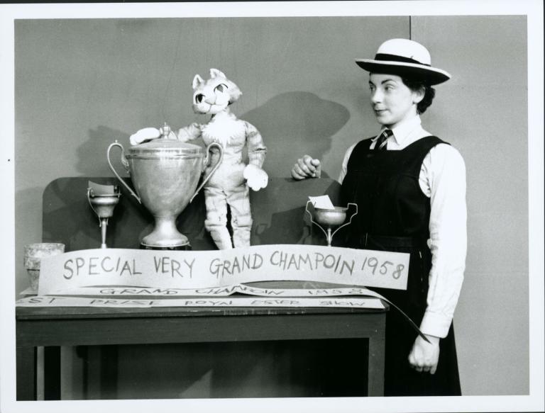 Amanda the Cat puppet Still from the 1958 TV show 'Desmond and the Channel Ninepins' featuring 'Amanda the Cat' puppet and presenter Mary Robin.