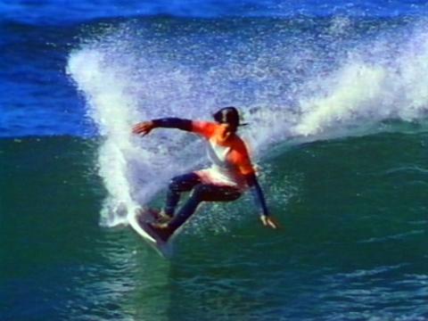 Australian surfer Pauline Menczer riding a wave.