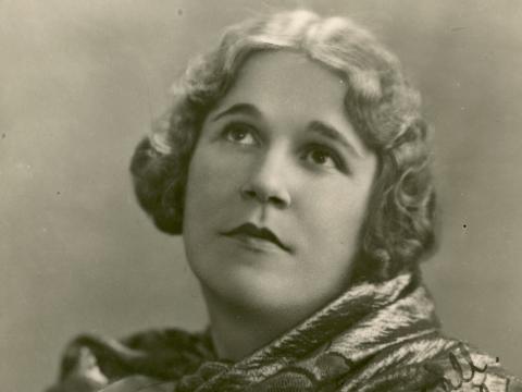 Head and shoulders photo of Florence Austral