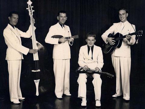 The Sydney Hawaiian Club Quartet c1936-38, L-R: Eric Kahn – bass, Norm Scott – ukulele, Neville Kahn – steel guitar, Johnny Wade – guitar