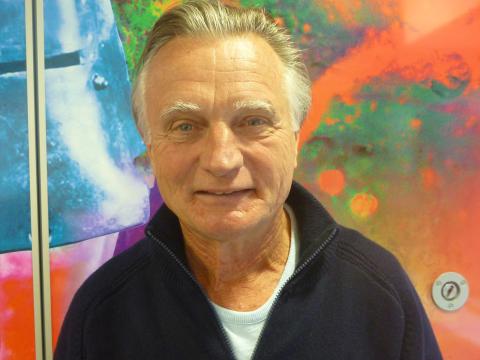 TV journalist Jeff McMullen head and shoulders shot