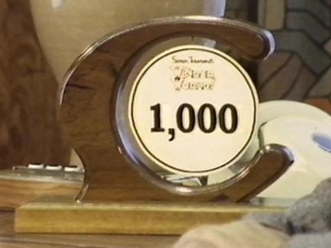 A trophy awarded to Simon Townsend for the 1000th episode of his tv show Wonder World.