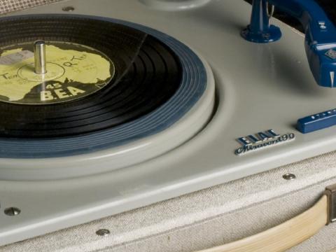 Elac Miracord 90 self-contained light blue record player, circa 1959