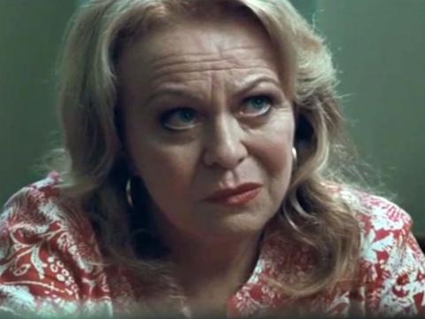 Close-up of Jacki Weaver 