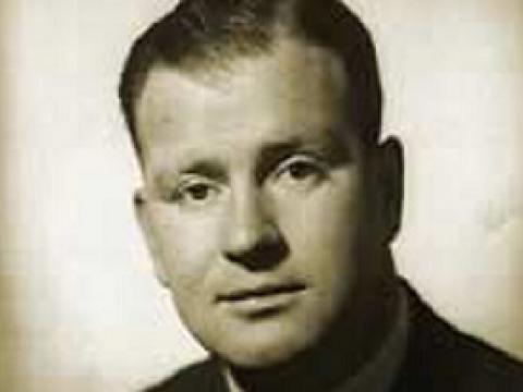 Portrait of Ray Whitrod