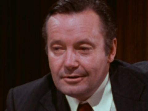 Inspector Lawson (Charles Tingwell)