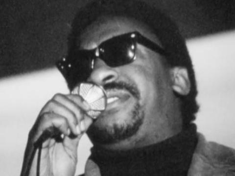 Wiley Reed singing