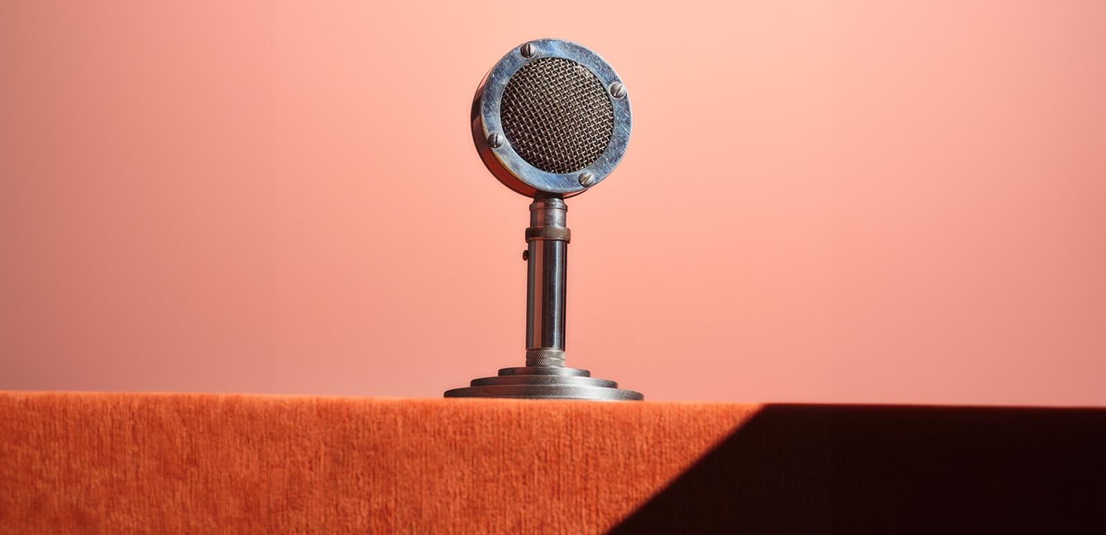 A crystal radio microphone from on a pedestal from 1933.