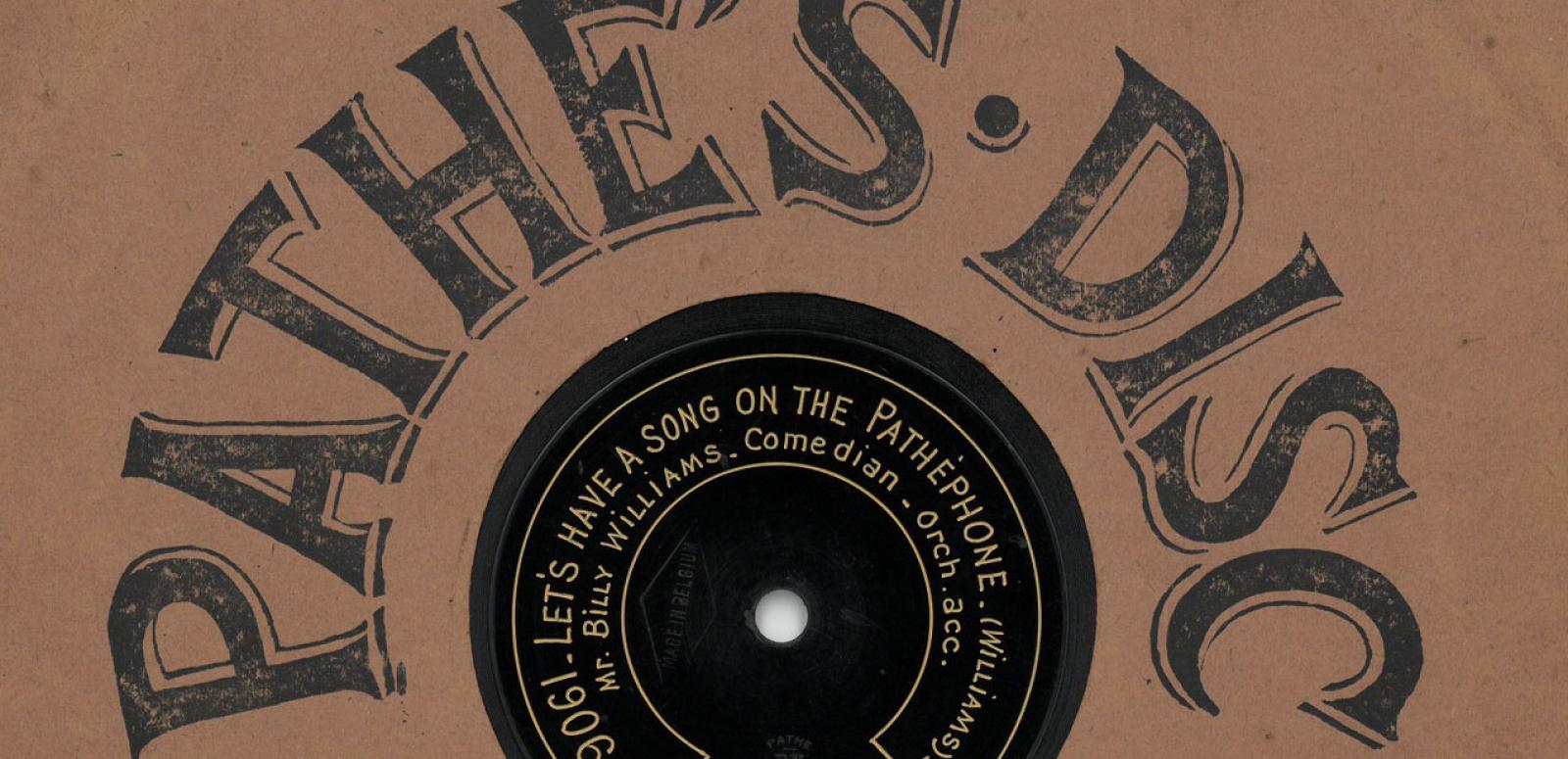 A Pathé disc inside its sleeve