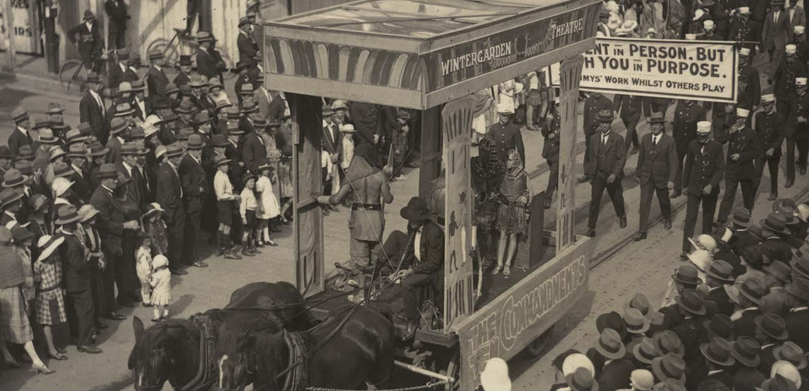 A horse-drawn trailer promotes a screening of The Ten Commandments at the Wintergarden Theatre in 1925