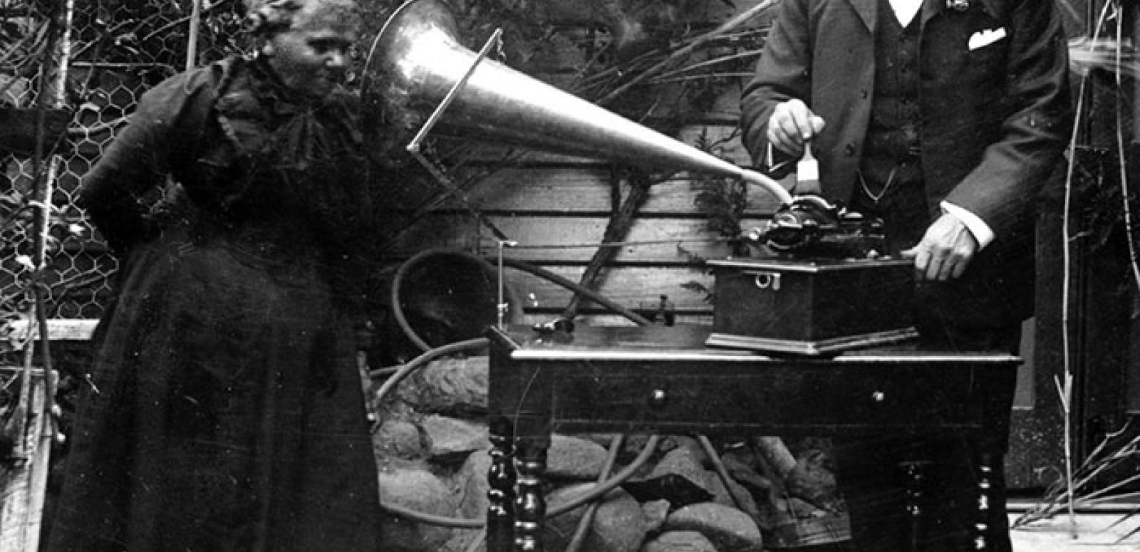 Fanny Cochrane Smith and Horace Watson Black and white image of Fanny Cochrane and Horace Watson