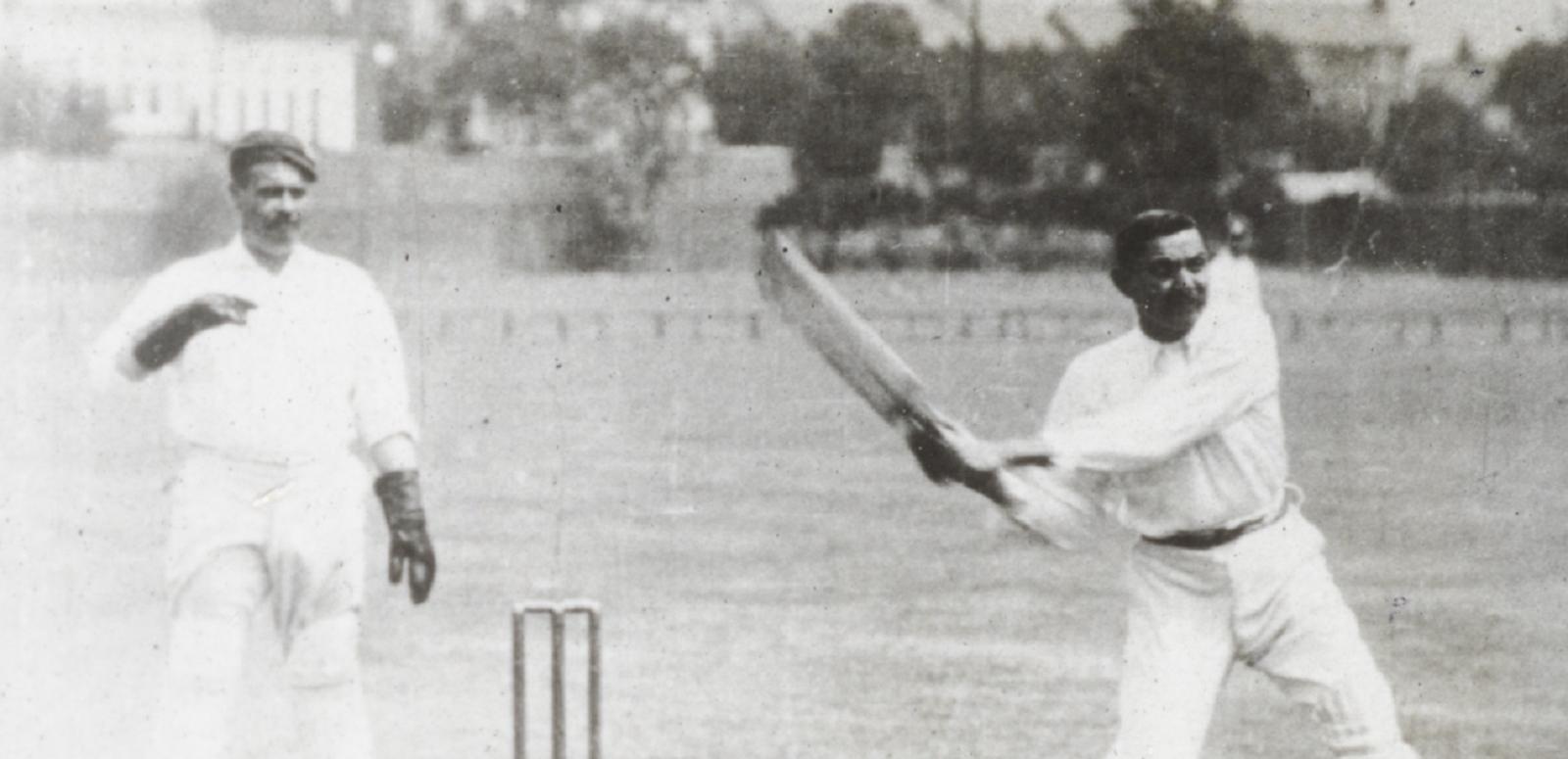 Legendary cricketers Ranji and C.B. Fry batting - thumbnail Black and white still of cricketers Ranji and C.B. Fry