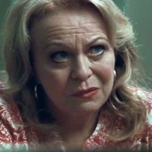 Close-up of Jacki Weaver 