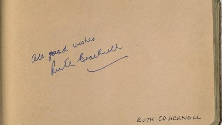 Ruth Cracknell's autograph in Lesley Cansdell's autograph book