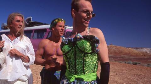 Terence Stamp, Guy Pearce and Hugo Weaving on the set of Priscilla.