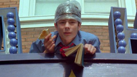 Ross O'Donovan in a scene from Starstruck (1982)
